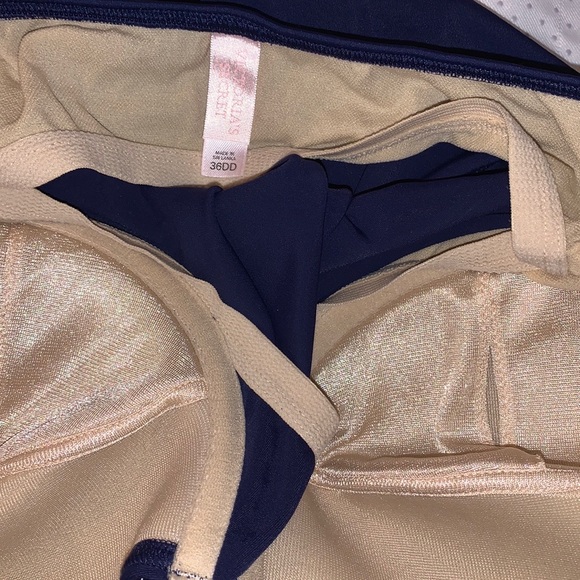 Victorias secret navy blue halter top bathing suit (top only) size 36DD - Picture 11 of 13